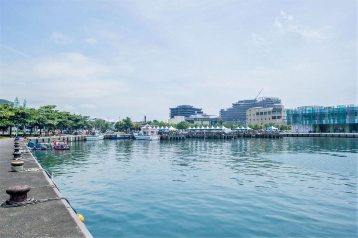 烏石港